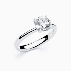 Anillo solitario Nora G en oro 18K con diamante central de 1,50 quilates