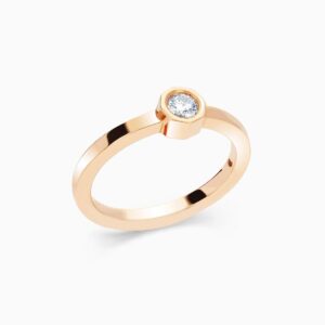 Anillo solitario Torc P en oro 18K con diamante central de 0,16 quilates