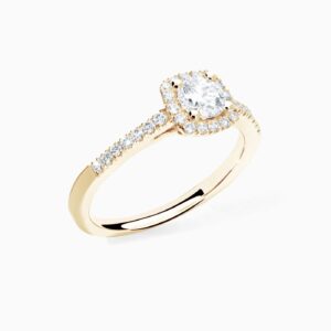 Anillo solitario pavé Pillow M en oro 18K con diamante central, halo y brazo de diamantes